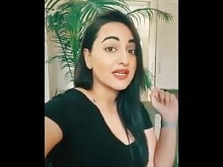 Sonakshi Shina Titillating Accounting Bollywood Premier Danseur Active XXX Story.